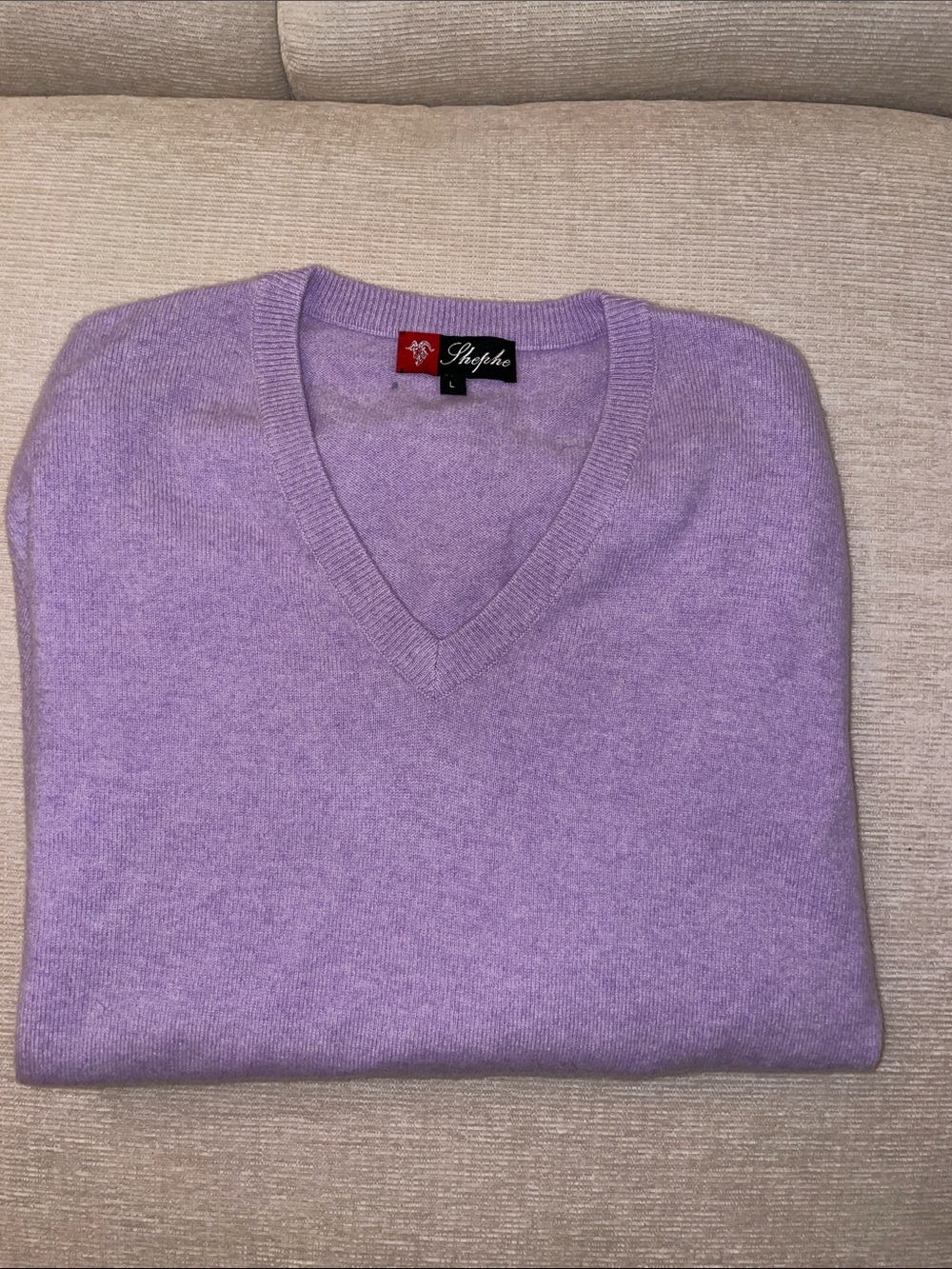Shephe Lavender V-Neck Men's Large Sweater